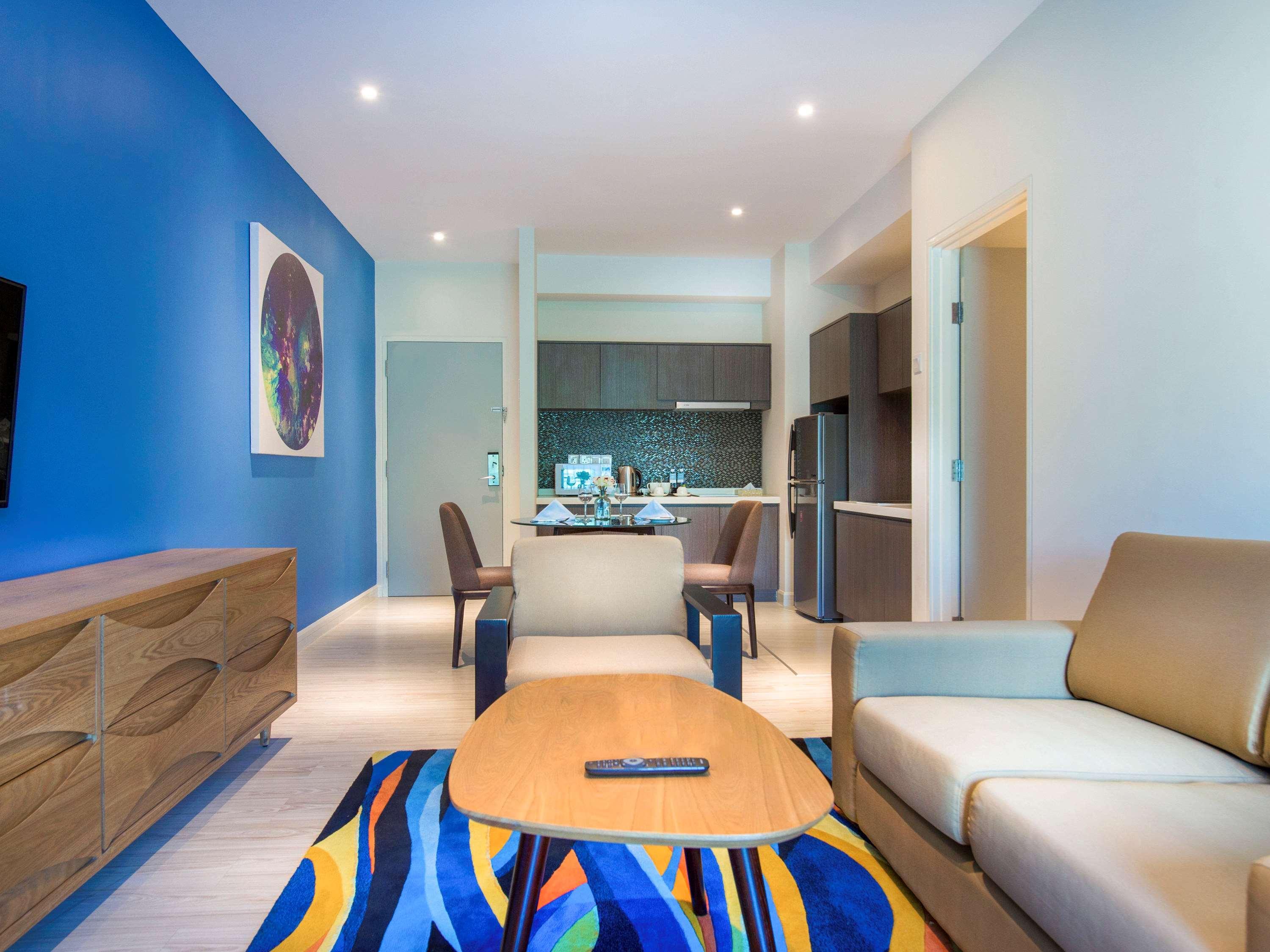 Mercure Centre Hotel 4*
